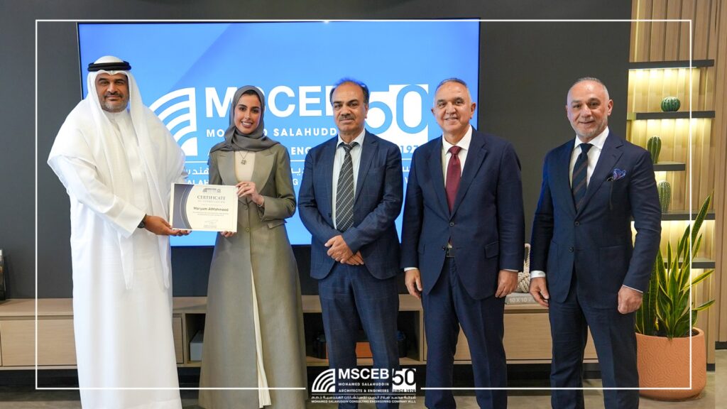 08 Certificate Maryam Al Mahmood Certificate presentation to Maryam Al Mahmood